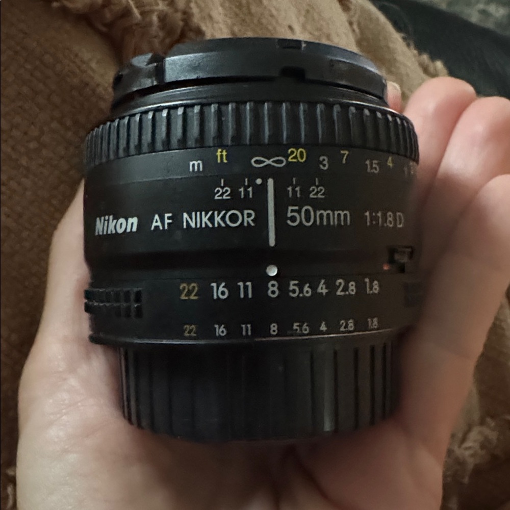 Nikon AF Nikkor 50mm f/1.8 D Lens - Black